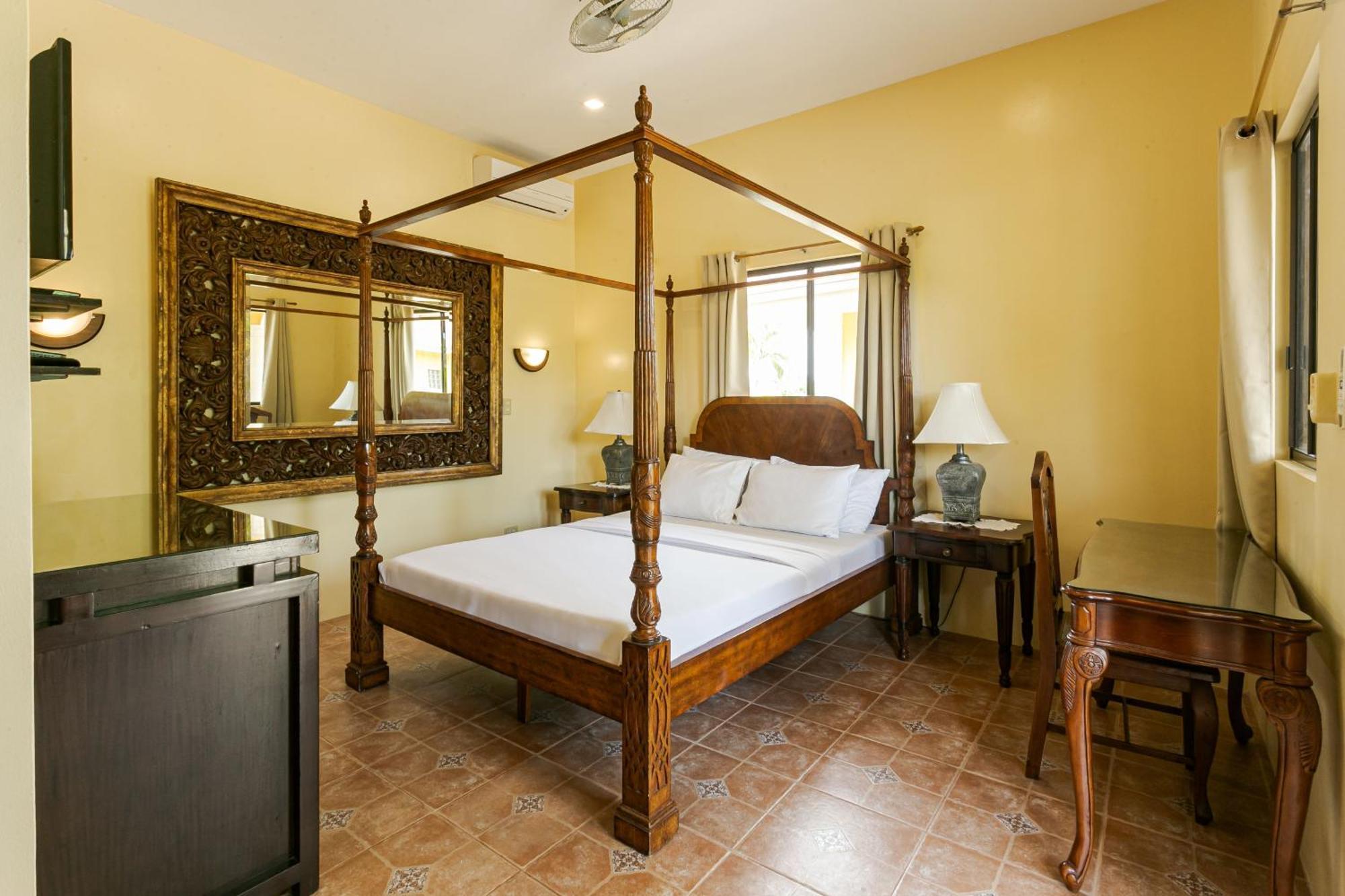 Turtle Bay Dive Resort Moalboal Bagian luar foto