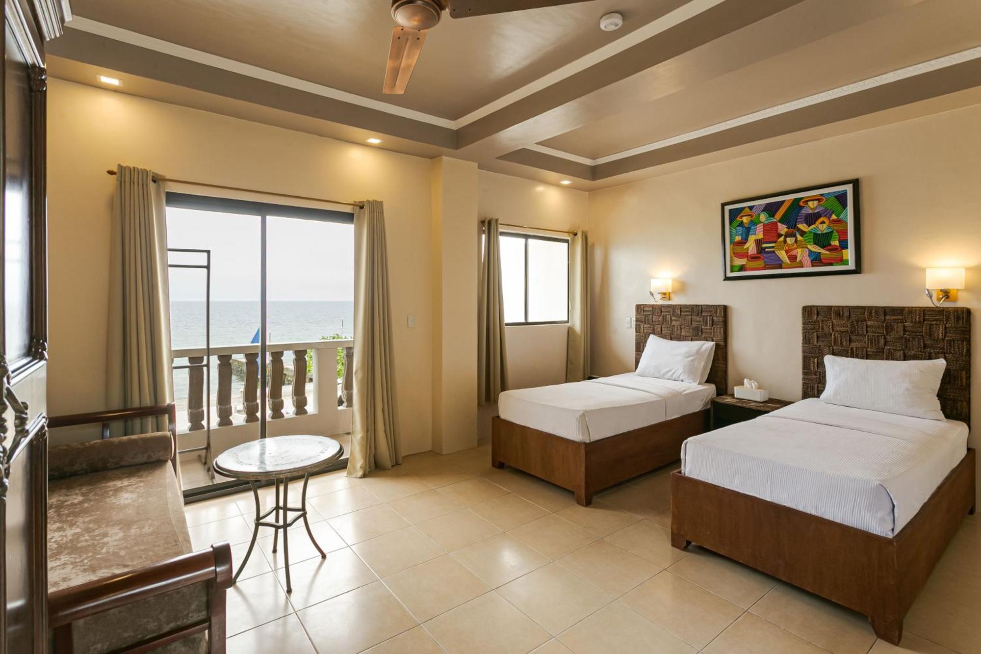 Turtle Bay Dive Resort Moalboal Bagian luar foto
